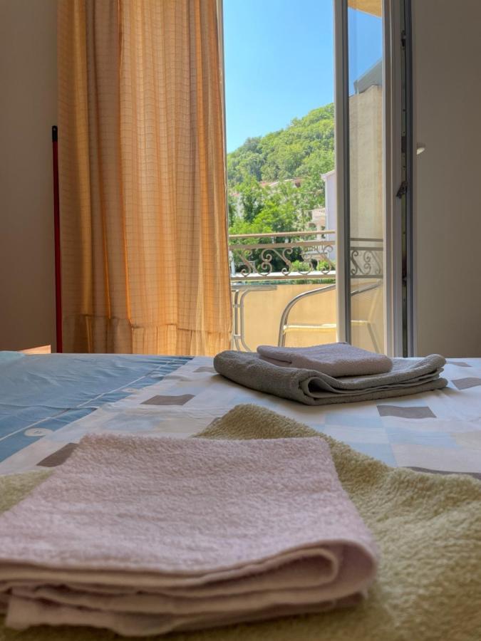 Apartments Manojlovic Budva Ngoại thất bức ảnh