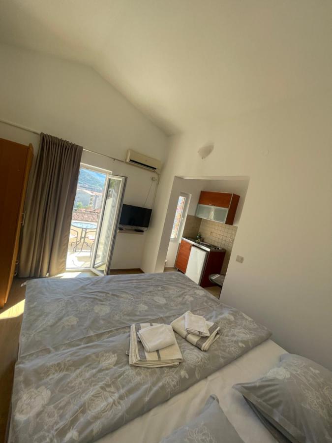 Apartments Manojlovic Budva Ngoại thất bức ảnh