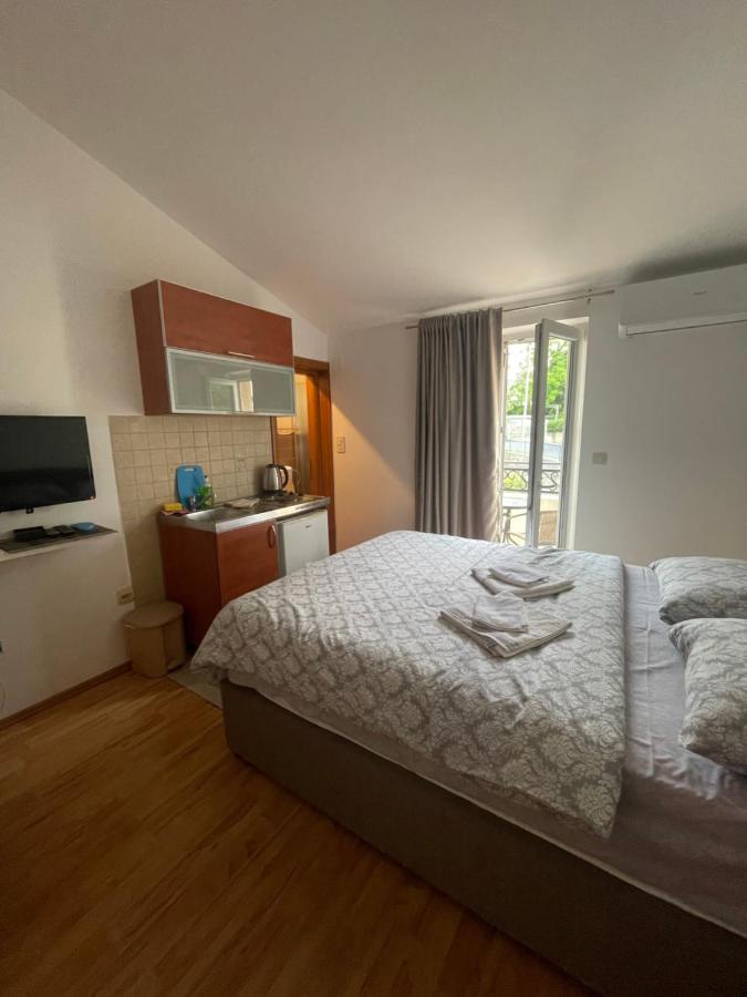 Apartments Manojlovic Budva Ngoại thất bức ảnh