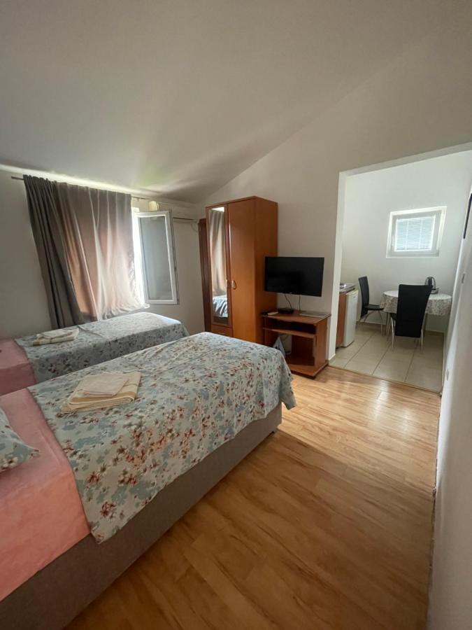 Apartments Manojlovic Budva Ngoại thất bức ảnh