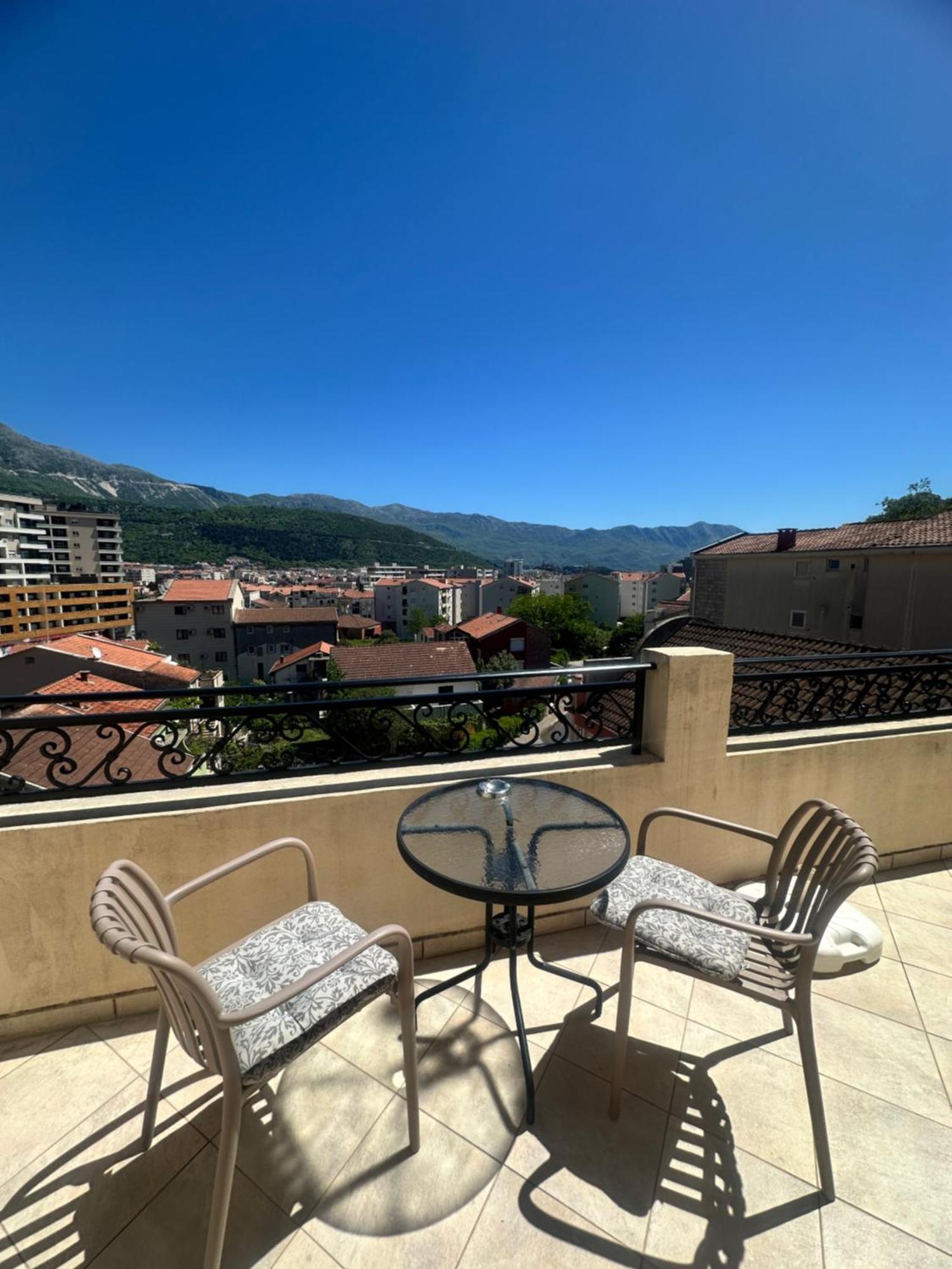 Apartments Manojlovic Budva Ngoại thất bức ảnh
