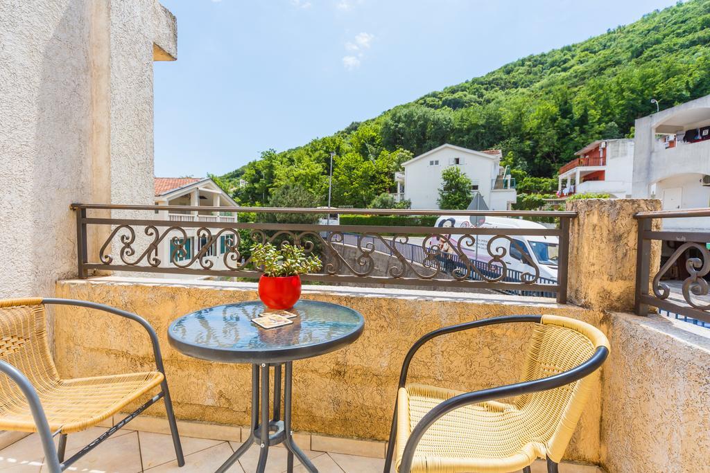 Apartments Manojlovic Budva Ngoại thất bức ảnh
