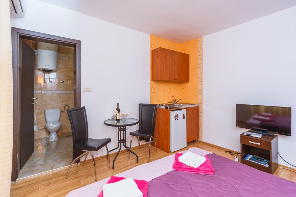 Apartments Manojlovic Budva Ngoại thất bức ảnh